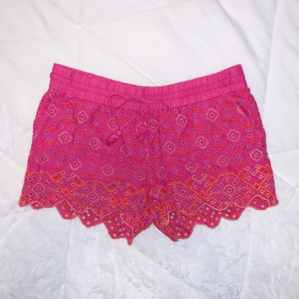 LIKE NEW shorts from Vineyard Vines